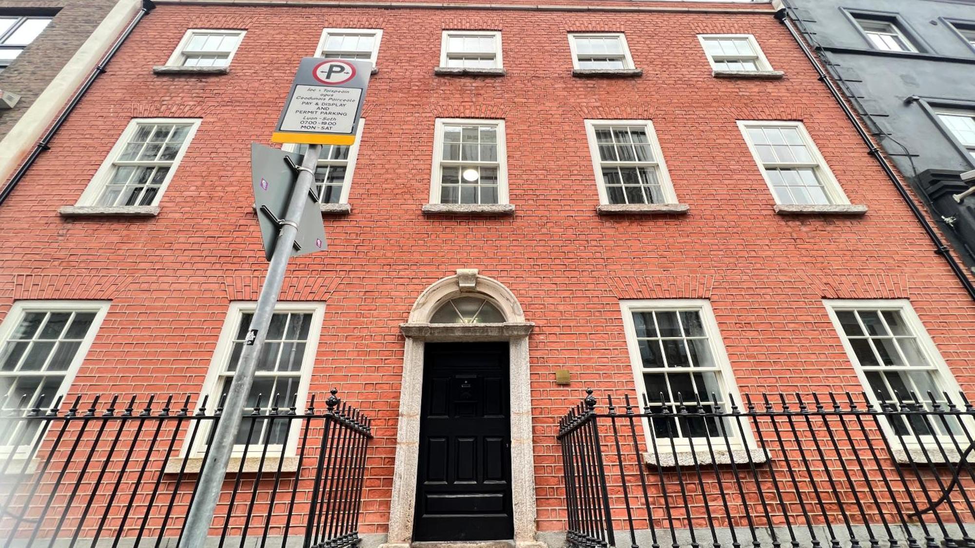 Merrion Square Studios Дублин Экстерьер фото